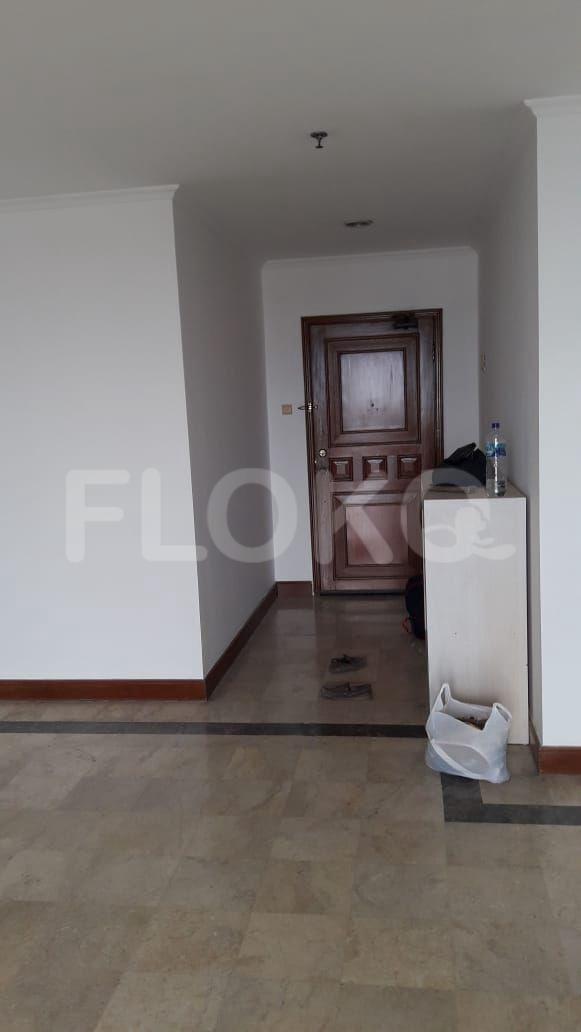 3 Bedroom on 17th Floor for Rent in Bumi Mas Apartment - ffa682 1