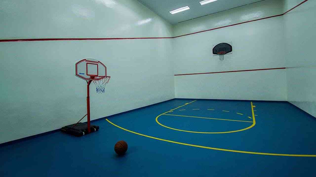 basketball court Casablanca Apartment