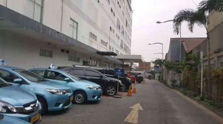 Parking area Grand Kartini Apartment