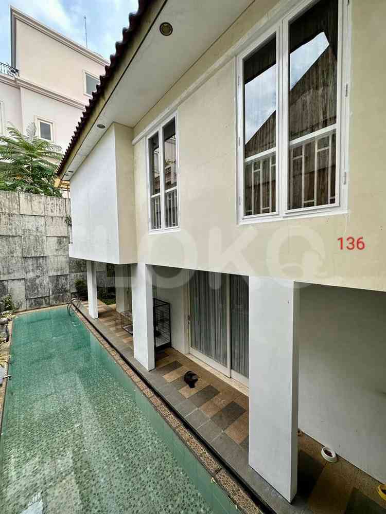 Dijual Rumah 3 BR, Luas 500 m2 di Jl Kencana Permai, Pondok Indah 10