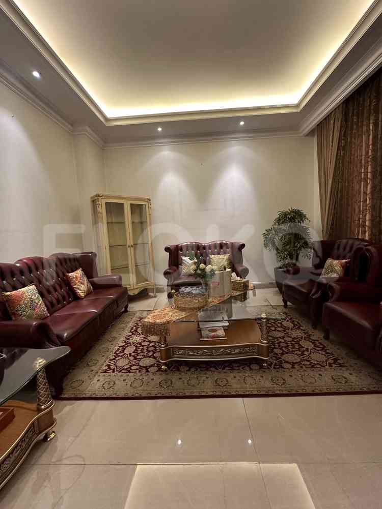 Dijual Rumah 5 BR, Luas 1500 m2 di Prime Area, Pondok Indah 9