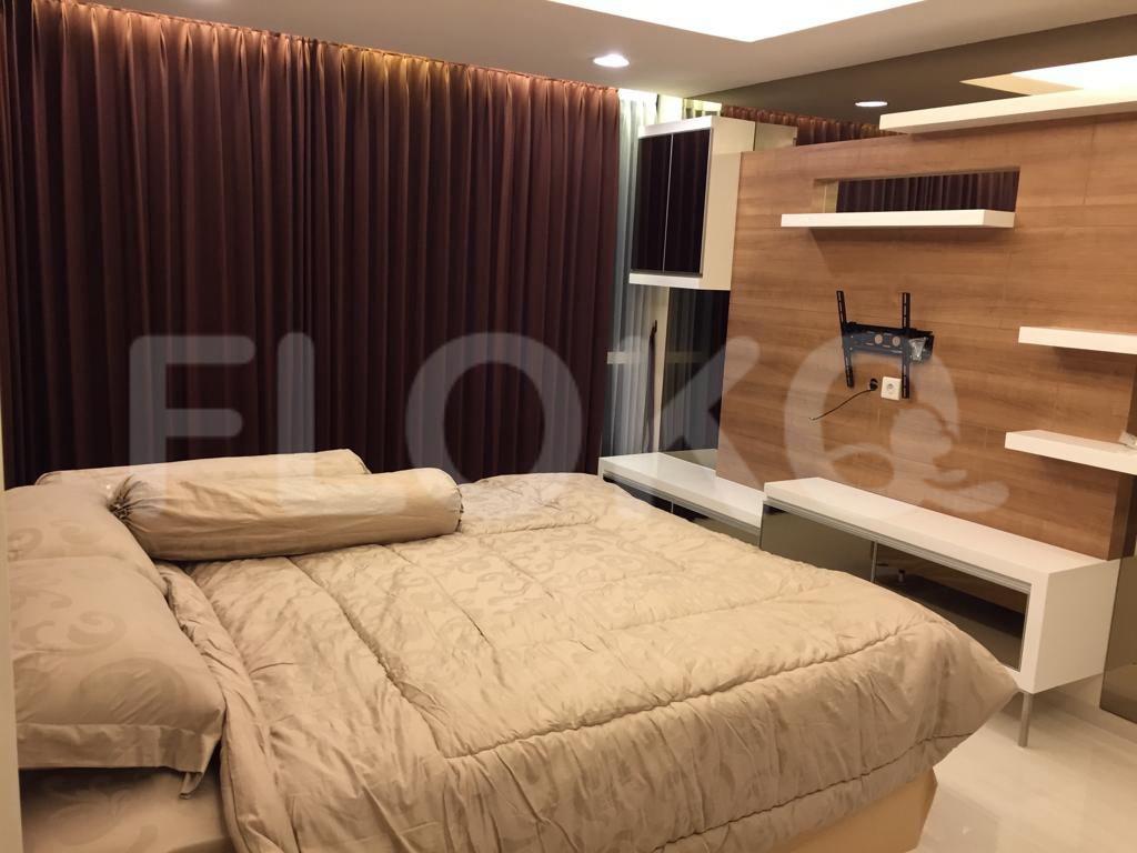 Sewa Apartemen Kemang Village Residence Tipe 3 Kamar Tidur di Lantai 25 fke941