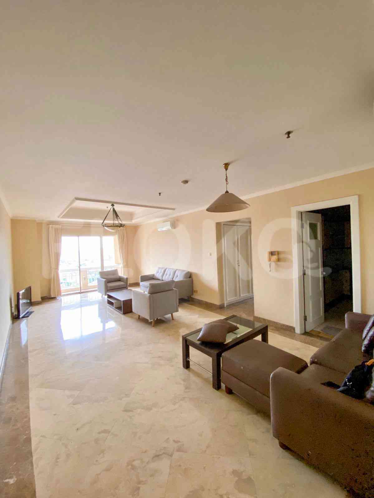 4 Bedroom on 18th Floor for Rent in Kedoya Elok Apartment - fkebbb 2