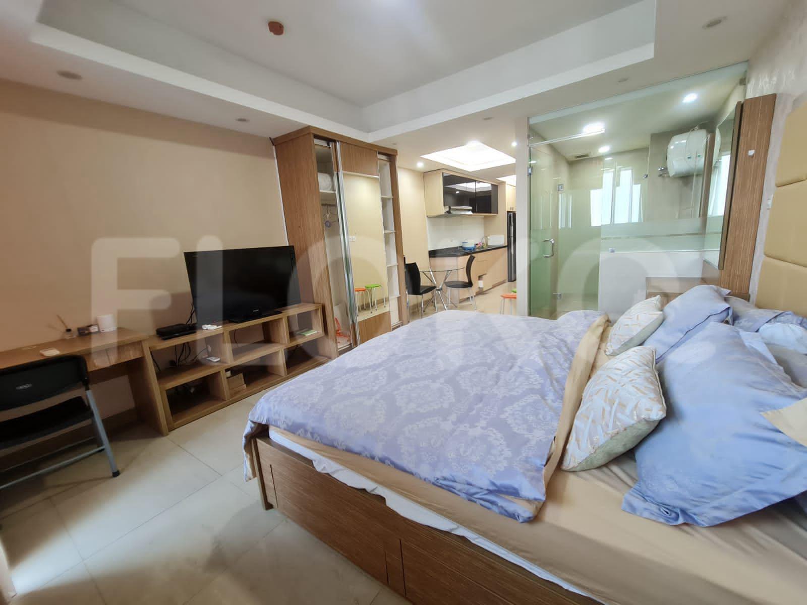 1 Bedroom on 18th Floor fkec85 for Rent in Kemang Village Residence