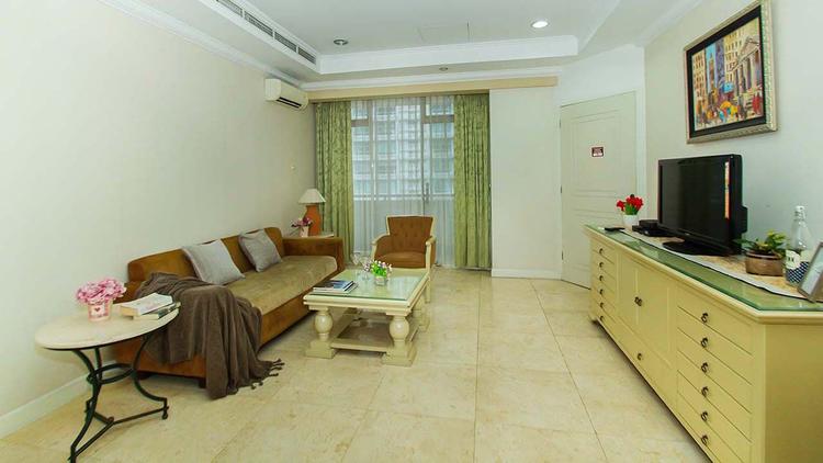 Tipe undefined Kamar Tidur di Lantai 15 untuk disewakan di Istana Sahid Apartemen - kamar-master-di-lantai-15-d9a 5