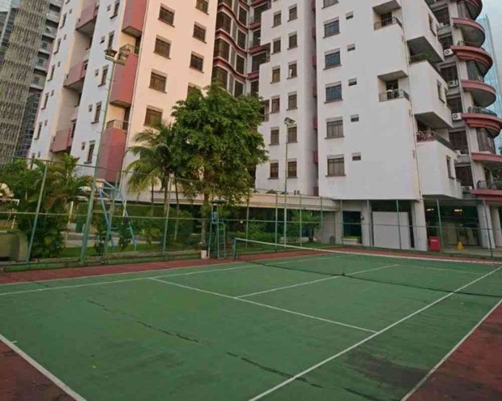 Lapangan tennis Midtown Residence Simatupang