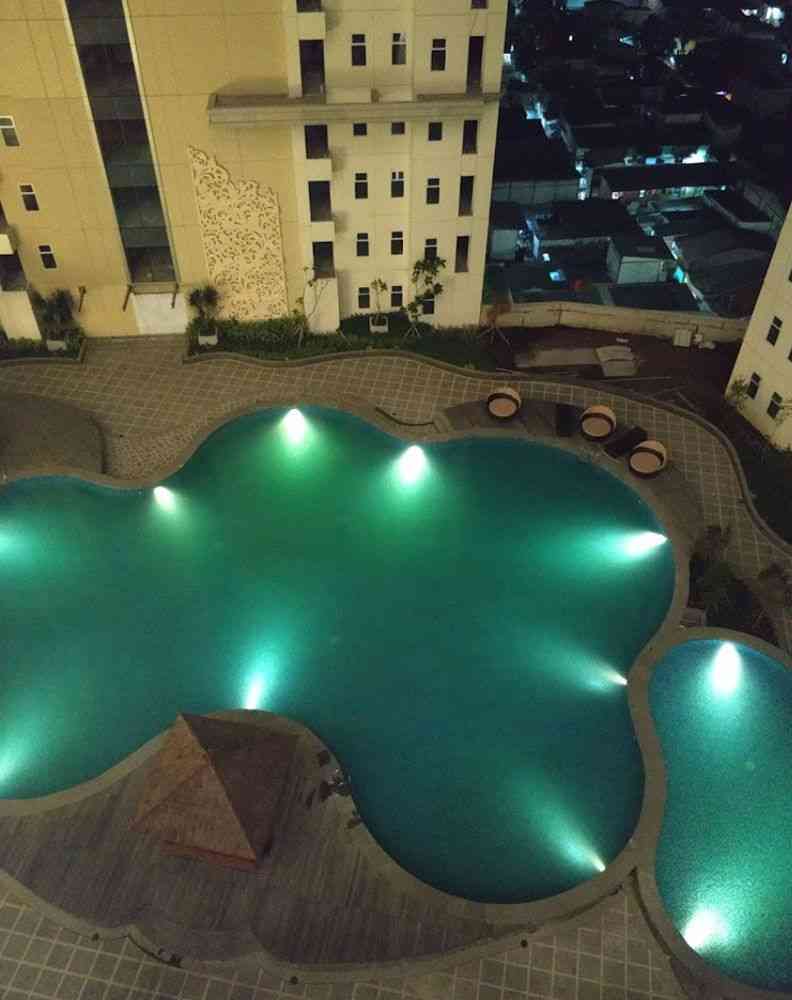 Swimming pool Vittoria Residence
