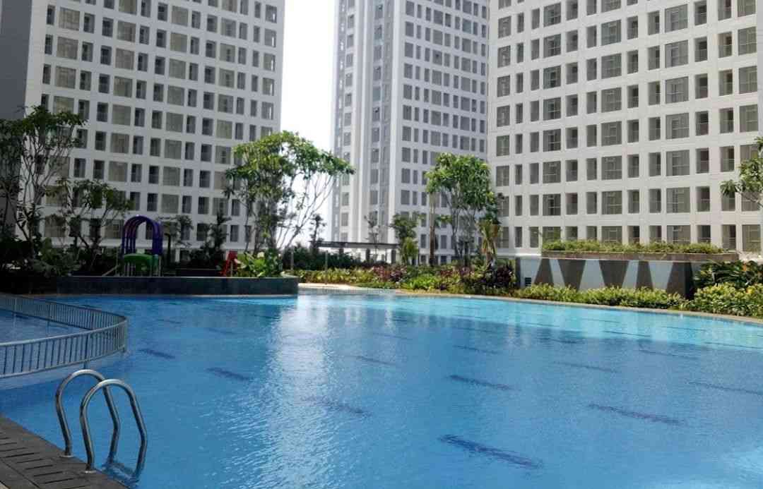 Swimming Pool M Town Residence Serpong