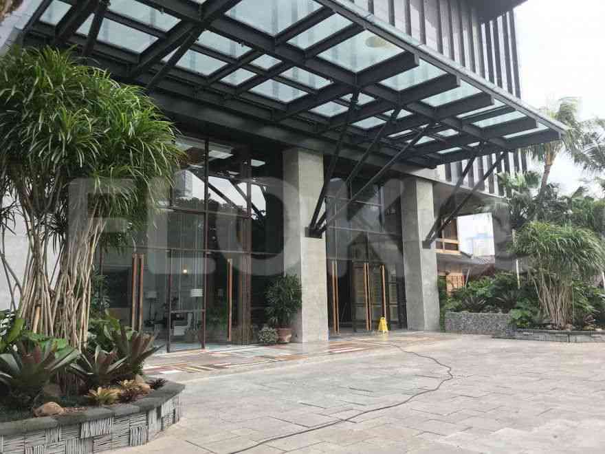 entrance Sudirman Suites Jakarta