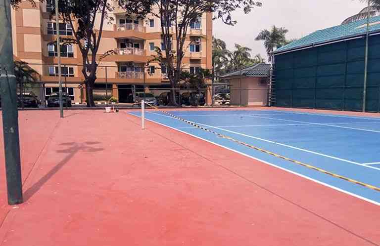 Tennis court Kondominium Menara Kelapa Gading