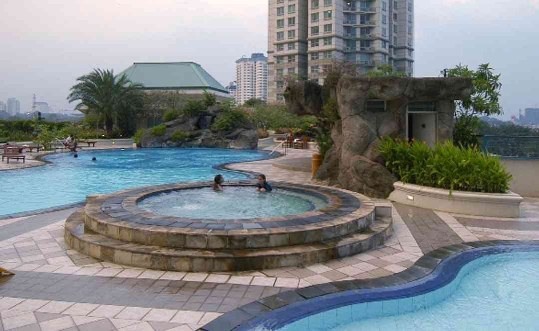 pool Batavia Apartment