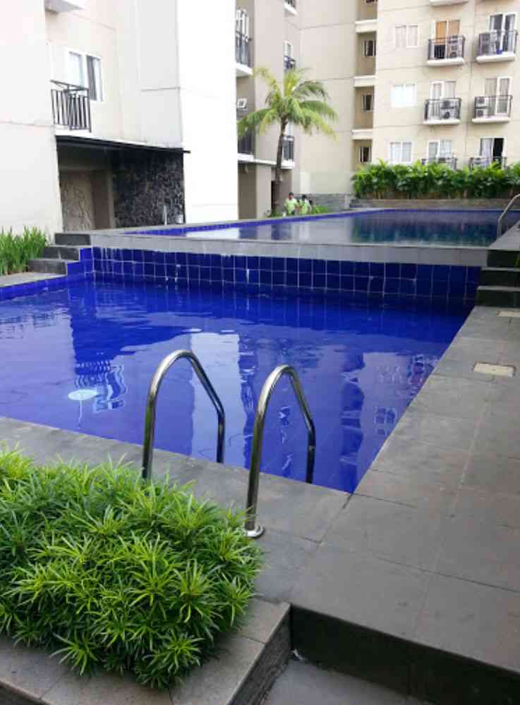 Swimming pool Puri Park View Apartment