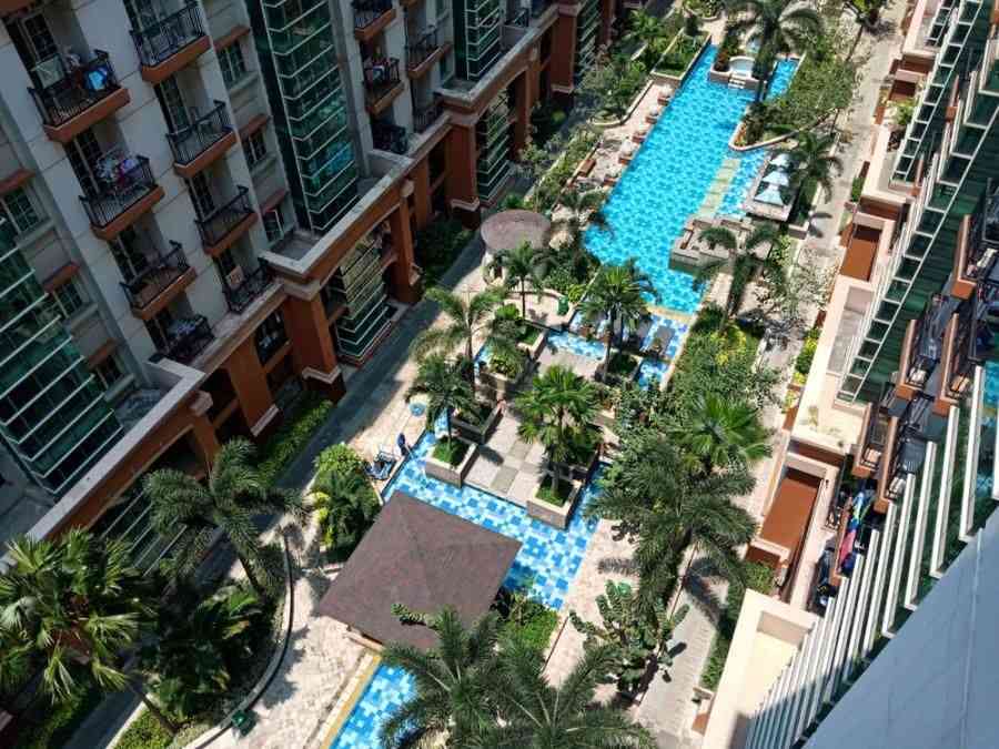Kolam renang Gading Resort Residence
