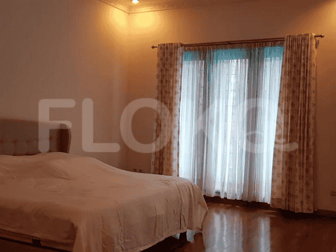 600 sqm, 4 BR house for rent in Pondok Indah 4