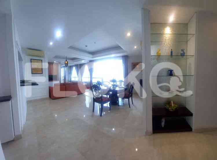 Sewa Bulanan Apartemen Essence Darmawangsa Apartment - 3BR at 18th Floor