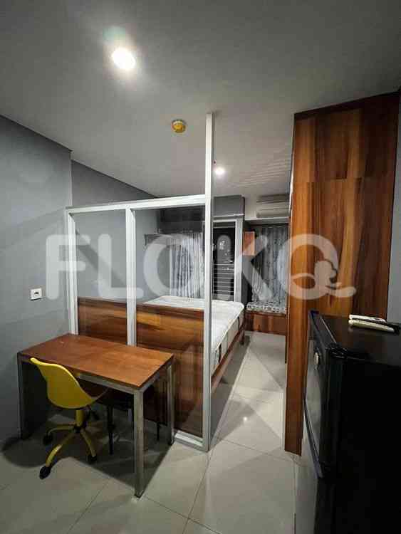Sewa Bulanan Apartemen Nifarro Park - Studio at 15th Floor