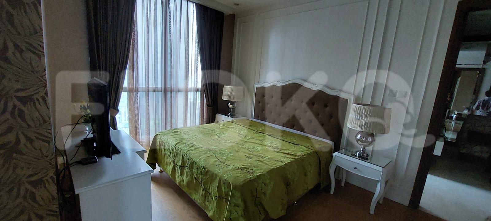 Sewa Apartemen Kemang Village Residence Tipe 2 Kamar Tidur di Lantai 19 fke285