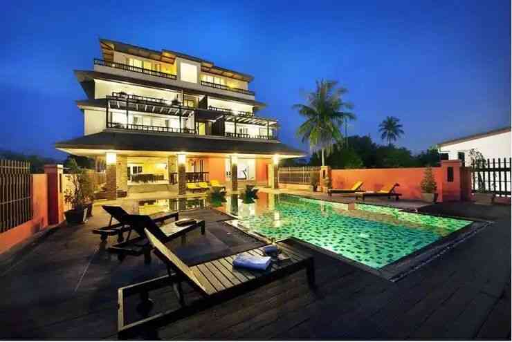 Swimming pool Ratana Apartment