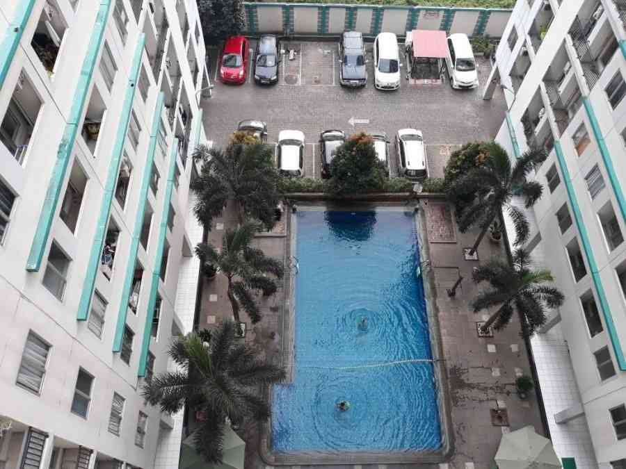Swimming Pool SkyView Apartment