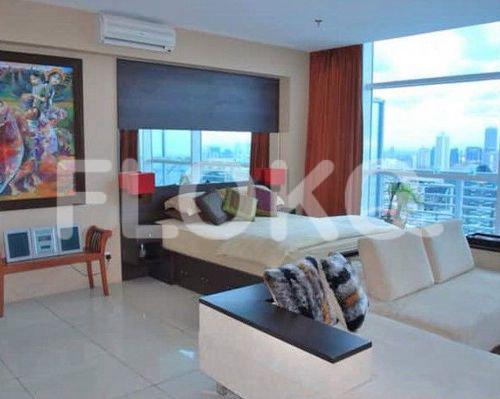Sewa Bulanan Apartemen City Lofts Apartment - Studio at 27th Floor in Tanah Abang