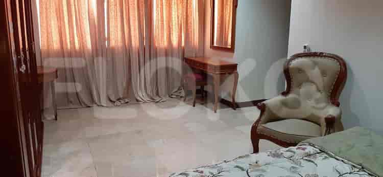 3 Bedroom on Middle Floor for Rent in Simprug Indah - fsic5e 10