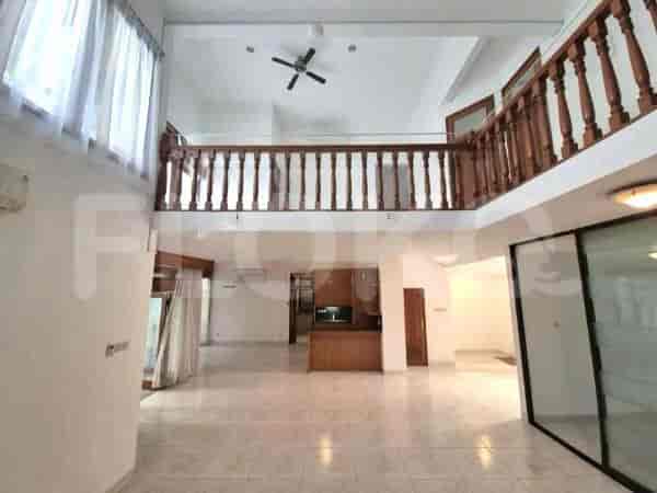 Disewakan Rumah 4 BR, Luas 400 m2 di nearby JIS, Pondok Indah - RHAe14 3