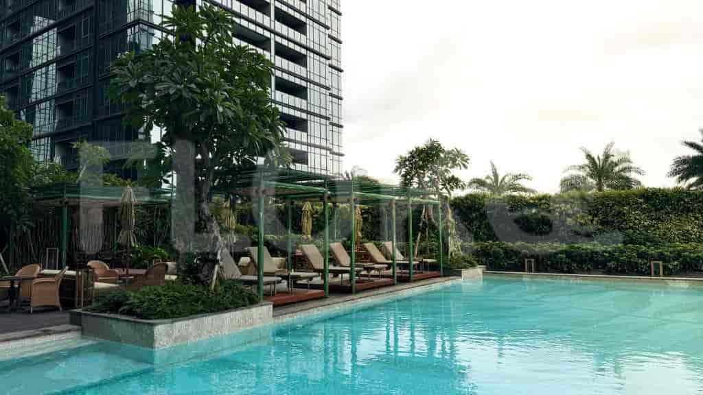 25h pool_nw.jpg