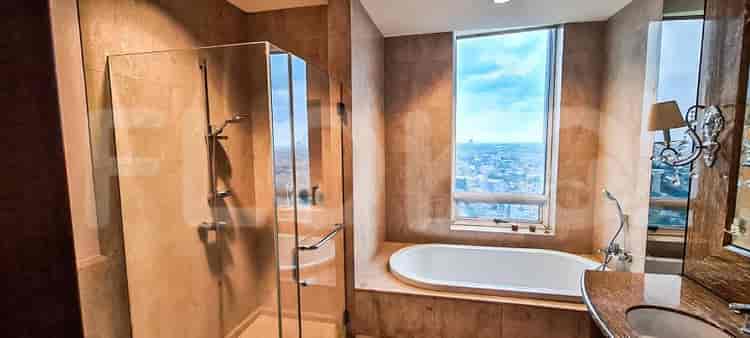 Tipe 3 Kamar Tidur di Lantai Menengah untuk disewakan di Pakubuwono View - fga485 4