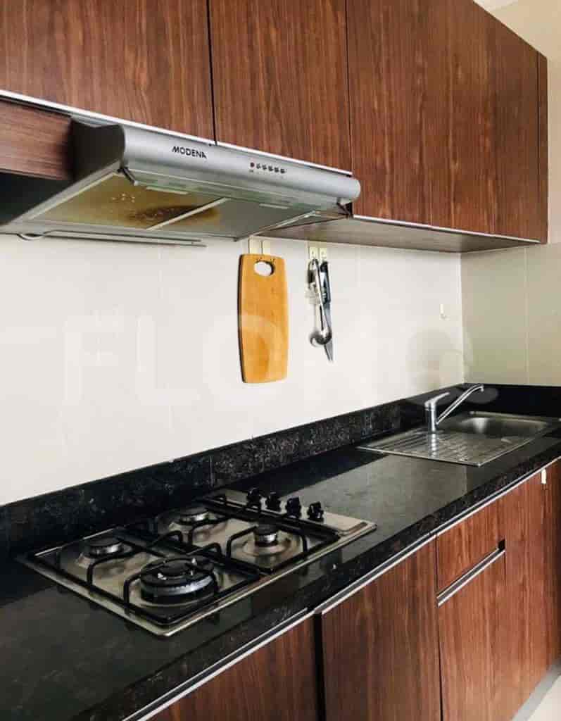 A detailed view of the kitchenette.