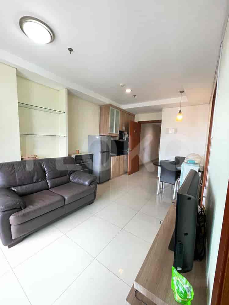 1 Bedroom on Middle Floor for Rent in Batavia Apartment - fbe185 1