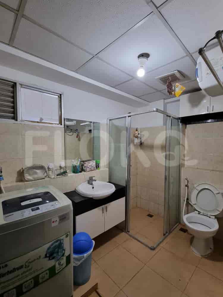 Tipe 2 Kamar Tidur di Lantai Menengah untuk disewakan di The Wave Apartemen - fku95e 5