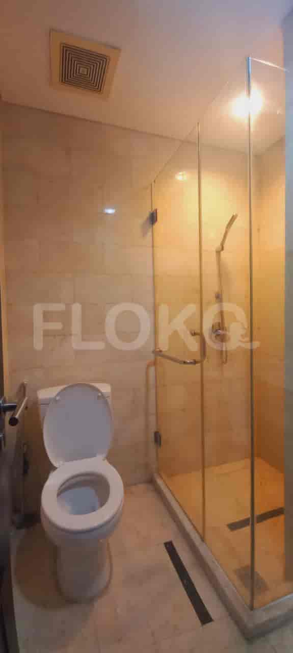 2 Bedroom on Middle Floor for Rent in The Grove Apartment - fku079 5