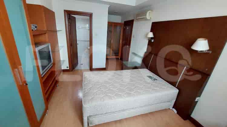 Tipe 3 Kamar Tidur di Lantai Tinggi untuk disewakan di Puri Imperium Apartemen - fku641 1