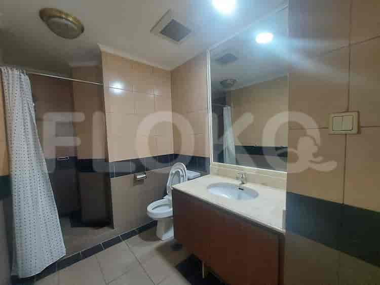 4 Bedroom on Middle Floor for Rent in Pondok Indah Golf Apartment - fpo13a 5