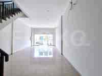 Dijual Ruko Luas 240 m2 di Burgundy Summarecon, Bekasi Utara - RKS4fb 2