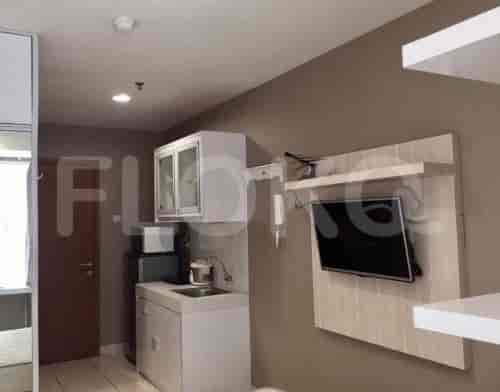 Tipe 2 Kamar Tidur di Lantai Rendah untuk disewakan di Cinere Bellevue Suites Apartemen - fci036 2