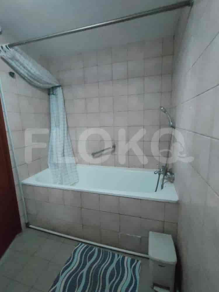 Tipe 2 Kamar Tidur di Lantai Rendah untuk disewakan di Taman Rasuna Apartemen - fku427 13