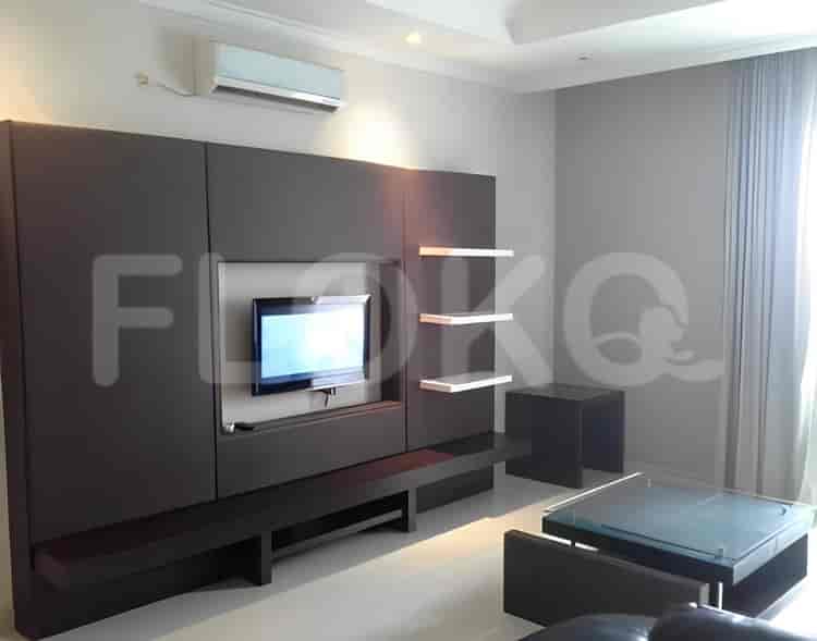 Tipe 3 Kamar Tidur di Lantai Menengah untuk disewakan di Bellezza Apartemen - fpee47 2