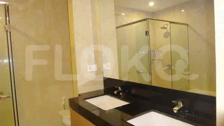 2 Bedroom on Middle Floor for Rent in Senopati Suites - fse602 7