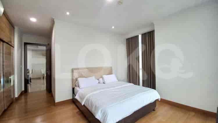 2 Bedroom on Middle Floor for Rent in Residence 8 Senopati - fse969 3