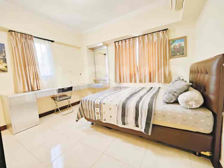 2 Bedroom on Middle Floor for Rent in The Wave Apartment - fku579 5