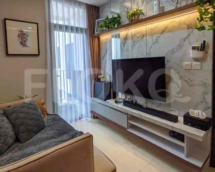 Tipe 1 Kamar Tidur di Lantai Tinggi untuk disewakan di Permata Hijau Suites Apartemen - fped49 1