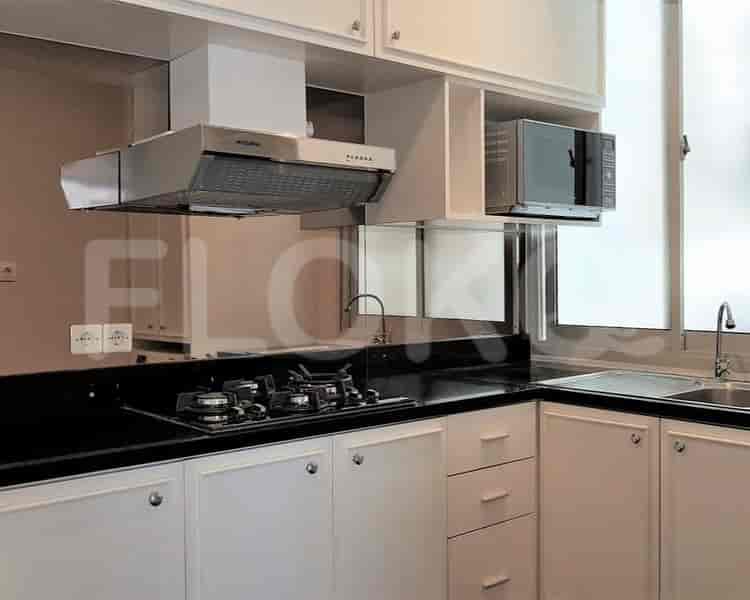 Tipe 2 Kamar Tidur di Lantai Tinggi untuk disewakan di Empryreal Kuningan Apartemen - fku313 2