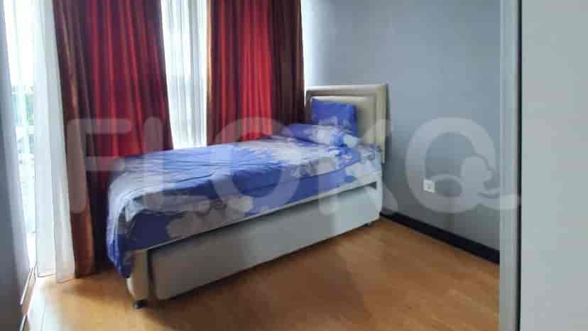 Bedroom with a single bed.