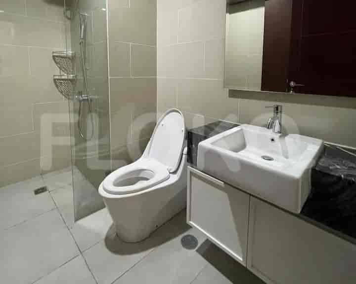 Tipe 2 Kamar Tidur di Lantai Menengah untuk disewakan di Permata Hijau Suites Apartemen - fpe079 5