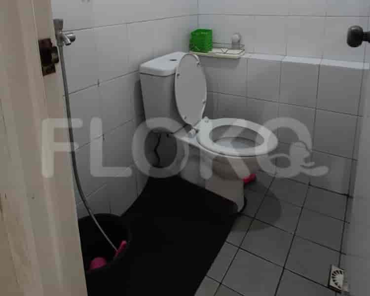2 Bedroom on High Floor for Rent in Kalibata City Apartment - fpad71 4