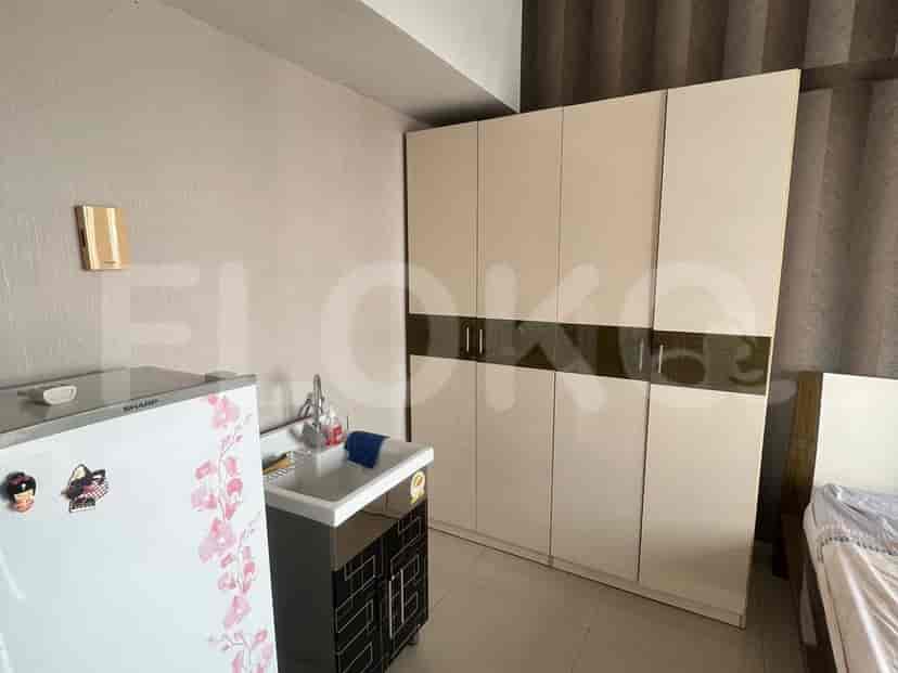 Kitchenette and closet space