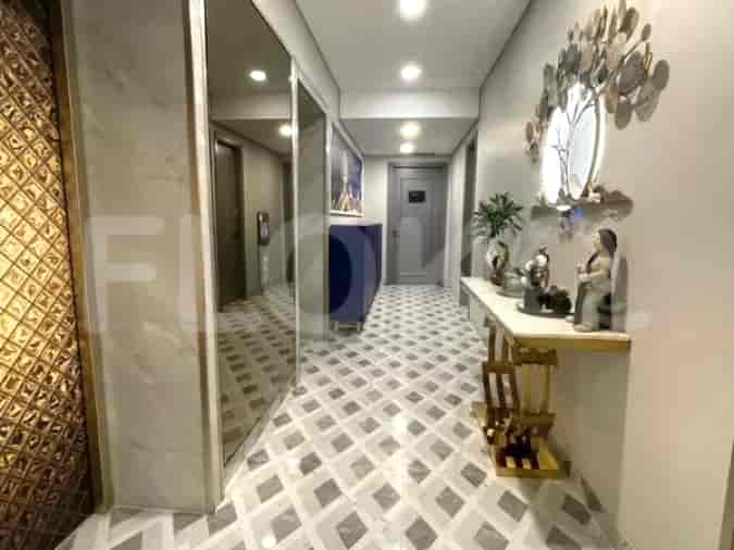 Apartemen Semi-Furnished 3BR Dijual - APA30cb9, Lantai Tinggi, Karawaci 1