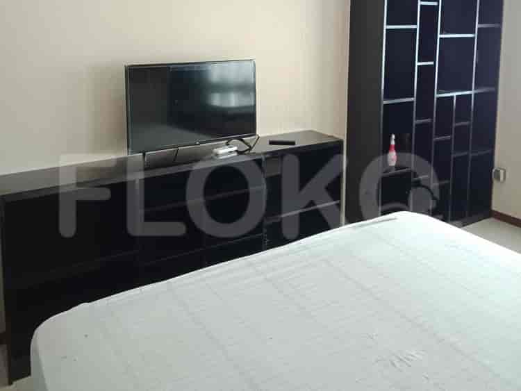 Tipe 2 Kamar Tidur di Lantai Menengah untuk disewakan di Thamrin Residence Apartemen - fthf10 4