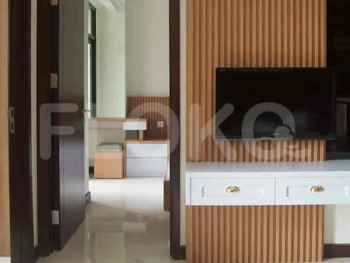 Tipe 2 Kamar Tidur di Lantai Rendah untuk disewakan di Permata Hijau Suites Apartemen - fpe171 4